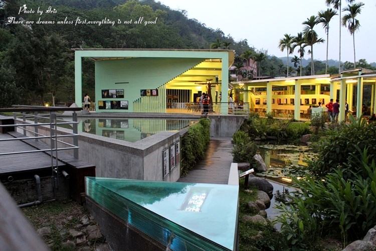 【南投×景點】埔里桃米生態村紙教堂♥日月潭附近全台第一座紙館建築
