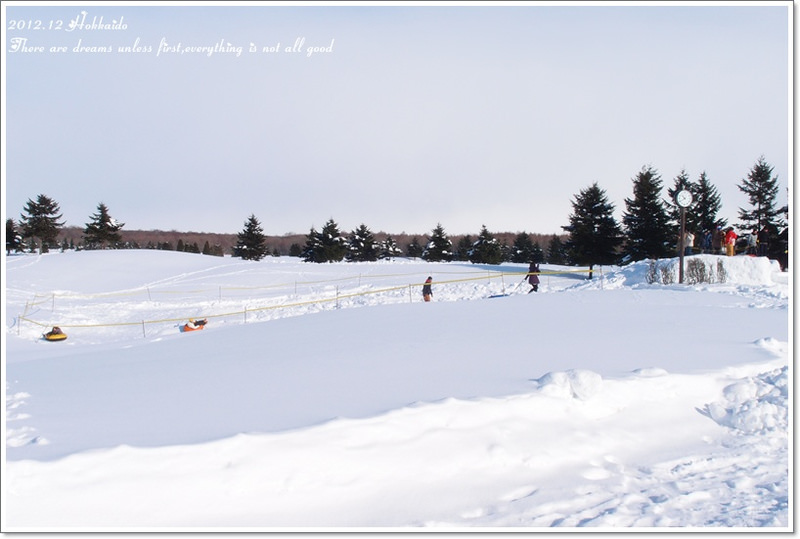 【白色聖誕節之北海道】雪上活動好有趣&千歲Outlet購物廣場♥最後一篇之不想回家啦T^T - 第37張圖 【白色聖誕節之北海道】雪上活動好有趣&千歲Outlet購物廣場♥最後一篇之不想回家啦T^T