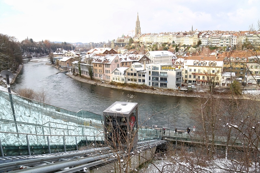 010-01.jpg 010-01.jpg
