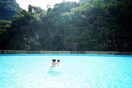 051.jpg 051.jpg