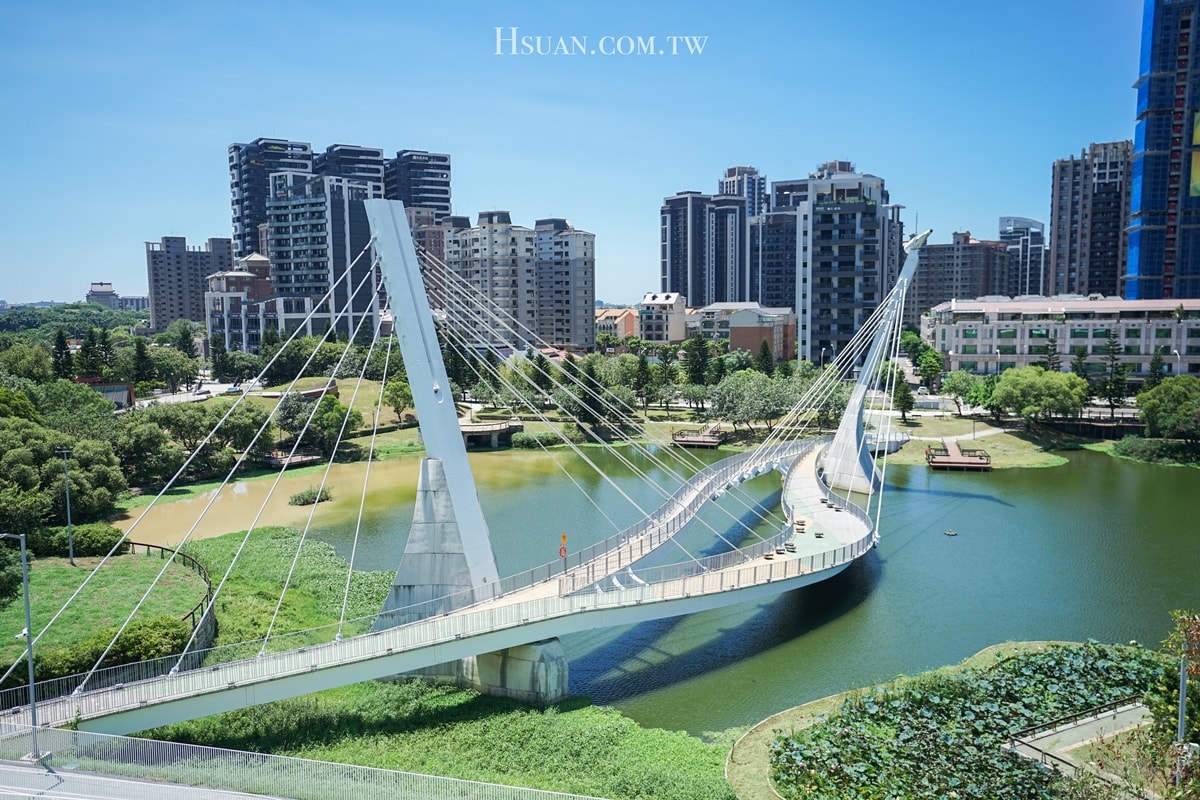 ｜桃園親子景點｜中壢青埔桃園市兒童美術館♥純白山丘建築造型