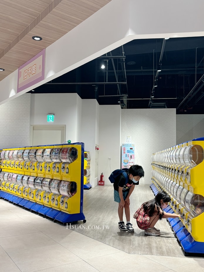 ｜桃園親子景點｜中壢青埔桃園市兒童美術館♥純白山丘建築造型