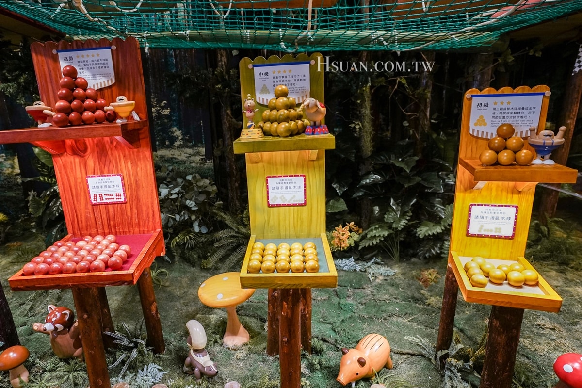 ｜台中麗寶OUTLET親子景點｜台中木育森林♥到森林遊樂場玩耍吧！多樣木製質感設施，大人小孩都能玩哦！