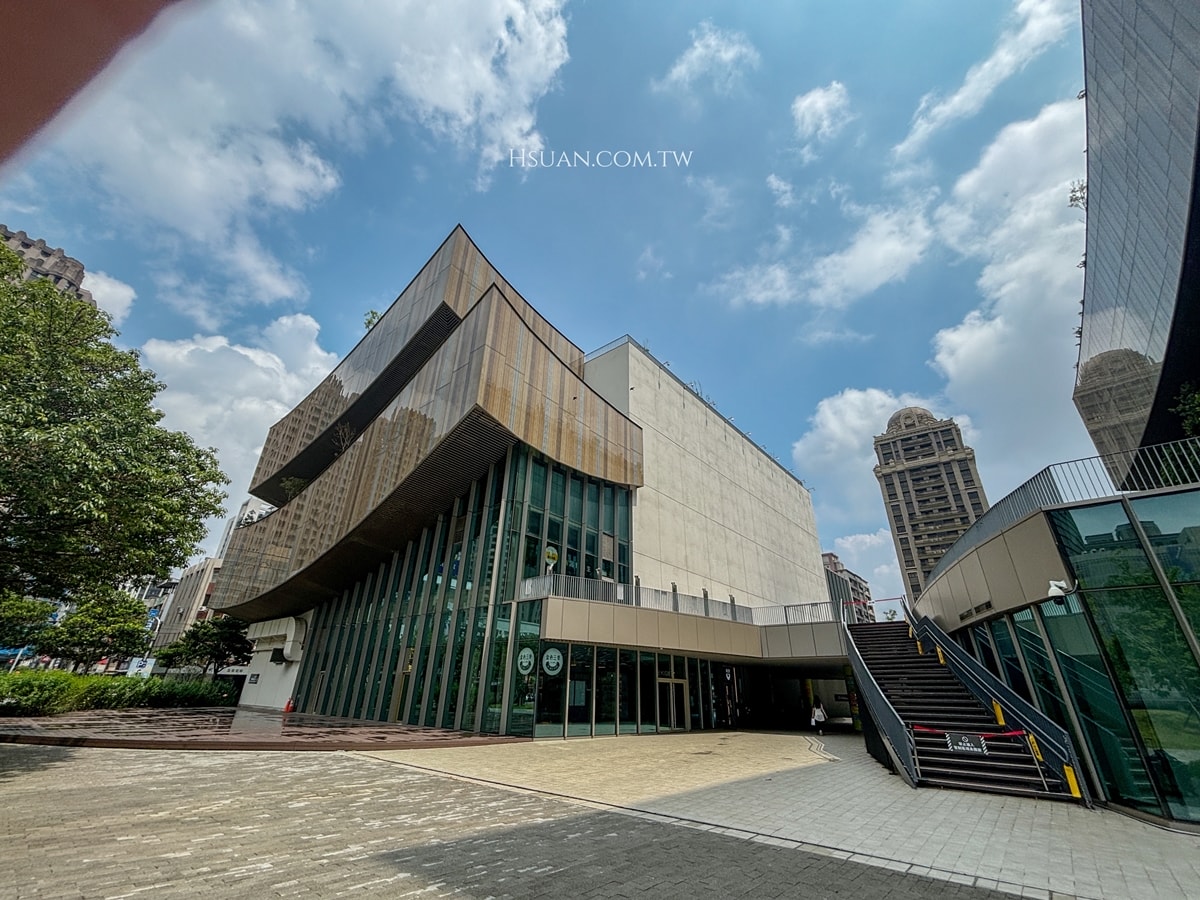 ｜桃園桃知道GELEVEN PLAZA｜日本萬代扭蛋台灣一號店♥海外最大的官方店插旗台灣！