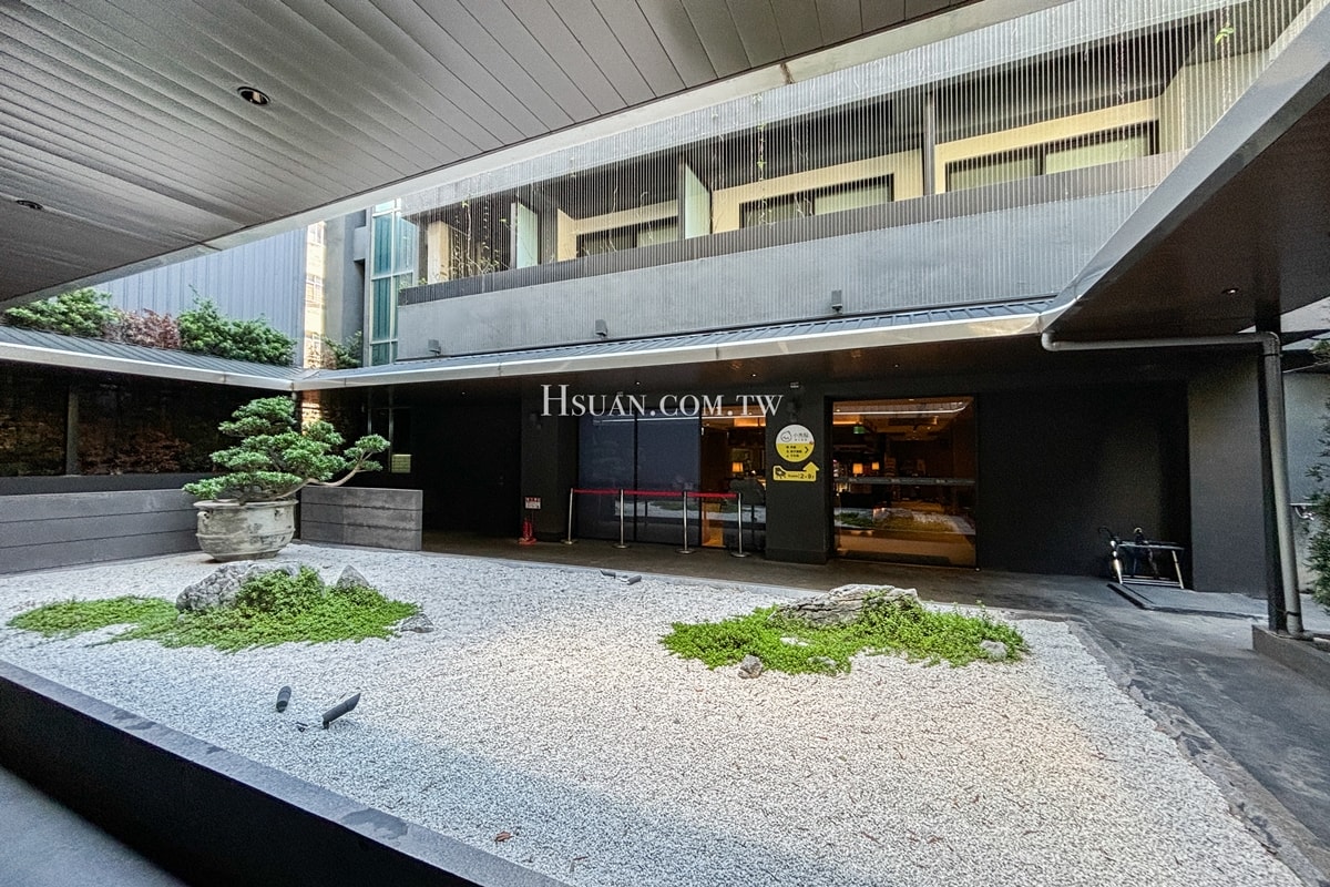 ｜嘉義親子飯店｜鉅陞嘉義亮點旅店♥溜滑梯親子房/嘉義火車站住宿推薦