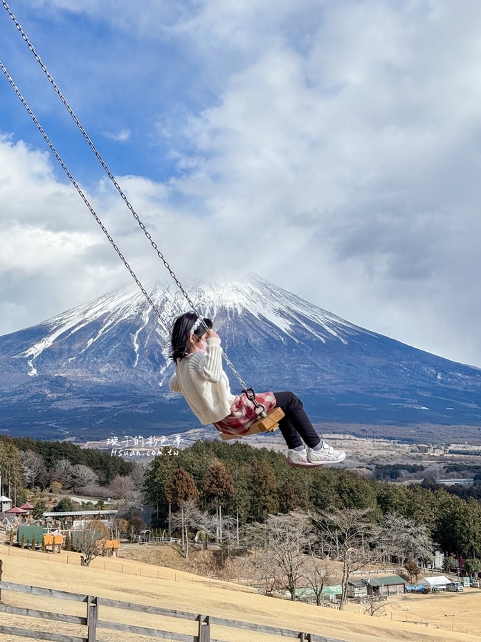 ｜日本河口湖親子景點｜馬飼野牧場♥欣賞富士山的絕佳景點/河口湖自由行/天空盪鞦韆/兒童遊戲場
