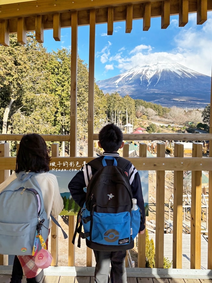 ｜日本河口湖親子景點｜馬飼野牧場♥欣賞富士山的絕佳景點/河口湖自由行/天空盪鞦韆/兒童遊戲場